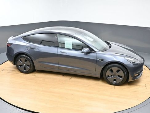 Used 2023 Tesla Model 3 Standard Range RWD image 48
