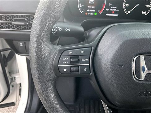 Certified 2025 Honda HR-V LX image 11