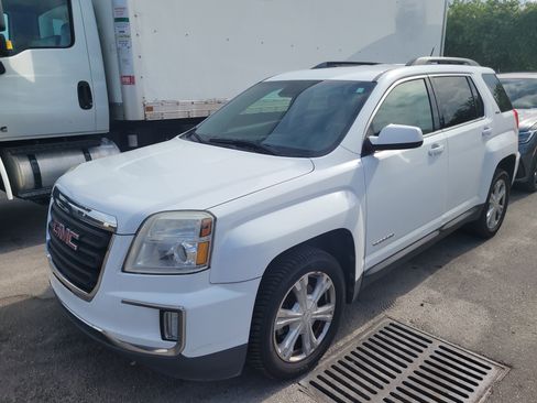 Used 2017 GMC Terrain SLE FWD image 18