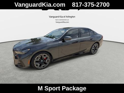 Used 2024 BMW i5 eDrive40i w/ M Sport Package RWD image 4