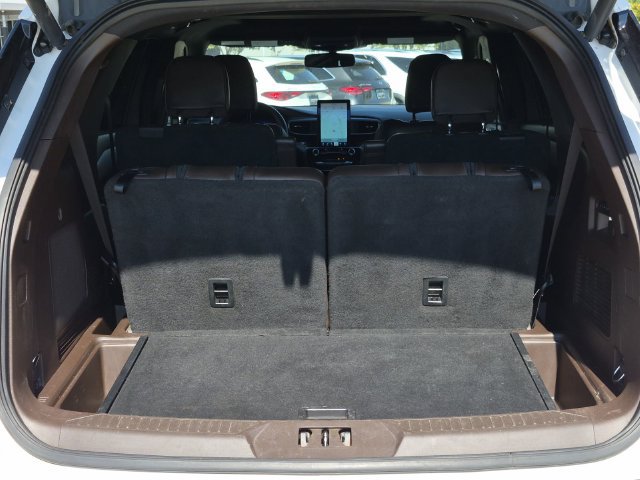 Used 2022 Ford Explorer King Ranch w/ Class IV Trailer Tow Package AWD/4WD image 8
