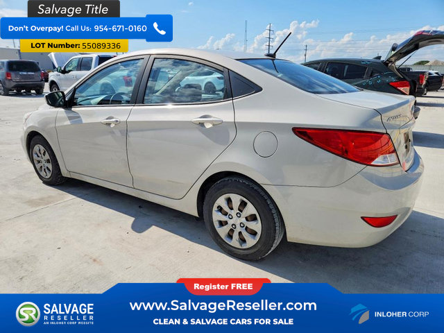 Used 2016 Hyundai Accent SE FWD image 3