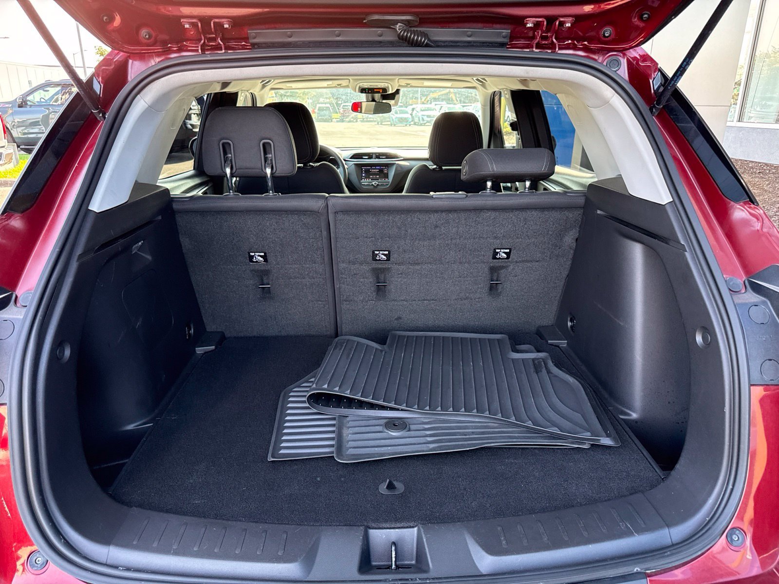 Used 2023 Chevrolet TrailBlazer LT FWD image 14