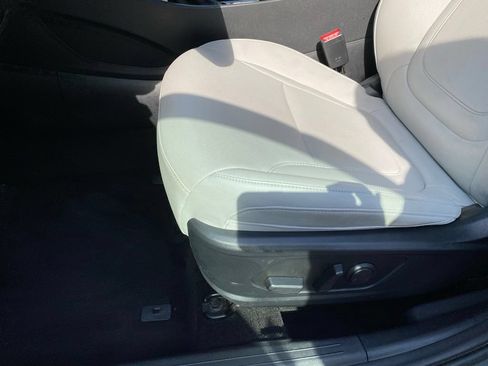 Used 2025 Hyundai Santa Cruz SEL FWD image 24
