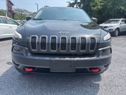 Used 2015 Jeep Cherokee Trailhawk AWD/4WD image 2