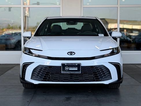 Used 2026 Toyota Camry SE w/ Multimedia Upgrade Package FWD image 4