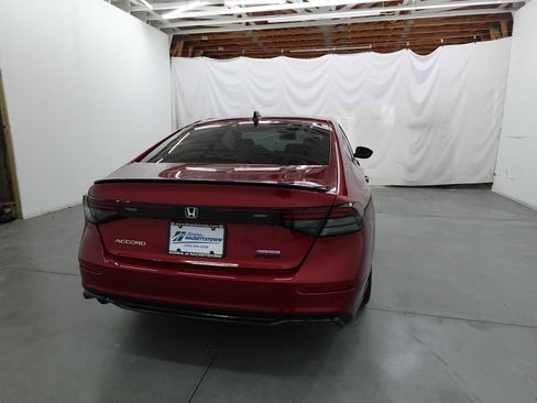 Used 2023 Honda Accord Sport image 5