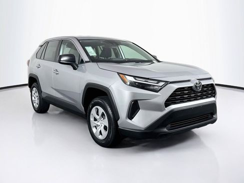 Certified 2024 Toyota RAV4 LE AWD/4WD image 9