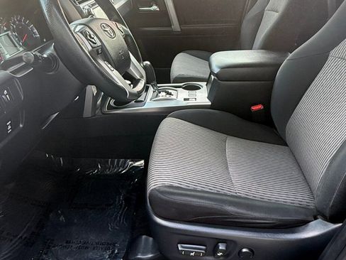 Used 2016 Toyota 4Runner SR5 image 24