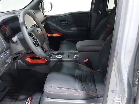 New 2026 Nissan Frontier PRO-4X w/ Pro-4x Convenience Package image 19