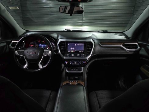 Used 2020 GMC Acadia SLE w/ Driver Convenience Package image 11