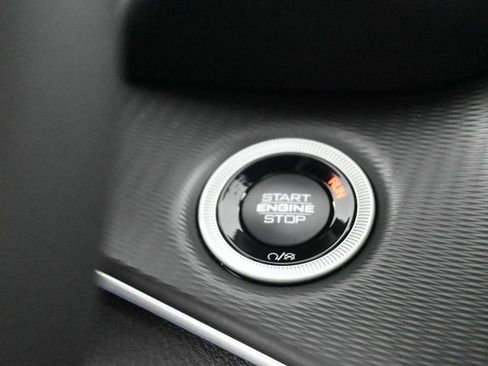 New 2025 Jeep Grand Cherokee Laredo X w/ Luxury Tech Group I image 26