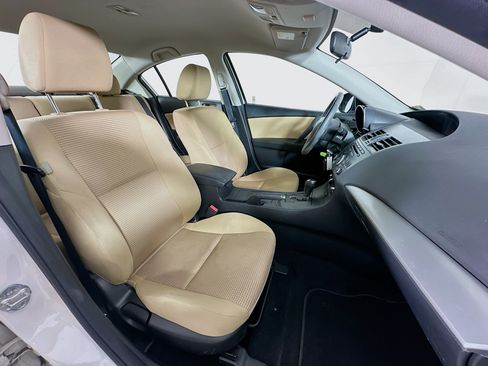 Used 2012 MAZDA MAZDA3 i Touring FWD image 26