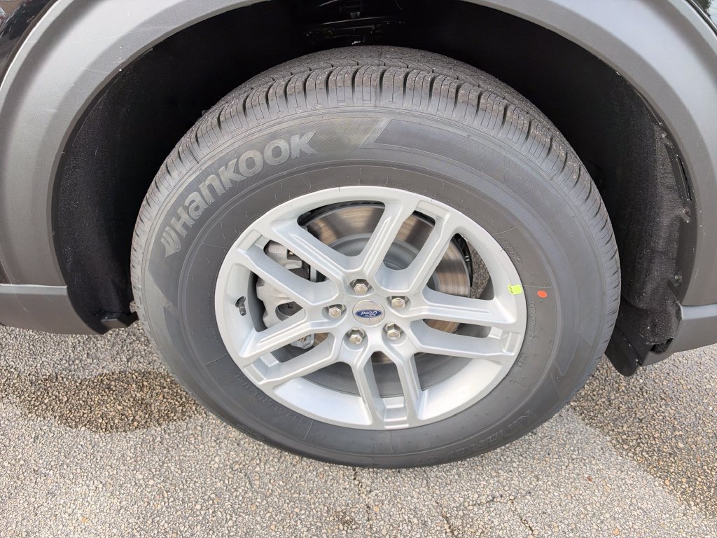 New 2027 Ford Explorer Active RWD image 11