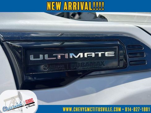 Used 2024 GMC Sierra 3500 Denali Ultimate AWD/4WD image 3
