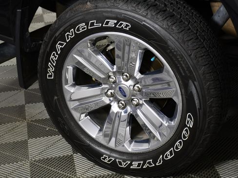 Used 2019 Ford F150 Lariat w/ Equipment Group 502A Luxury AWD/4WD image 62