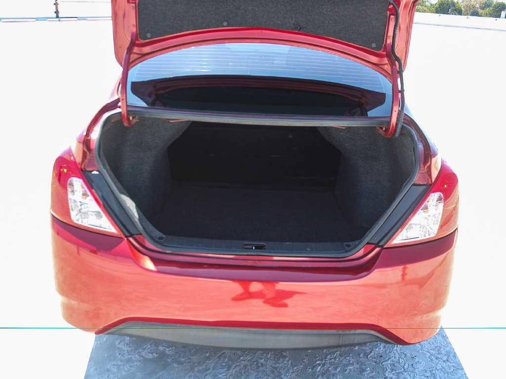 Used 2019 Nissan Versa S Plus FWD image 26
