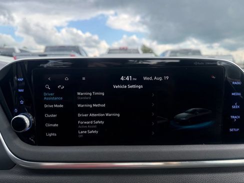 Used 2023 Hyundai Sonata SEL Plus FWD image 11