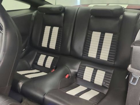 Used 2013 Ford Mustang Shelby GT500 RWD image 39