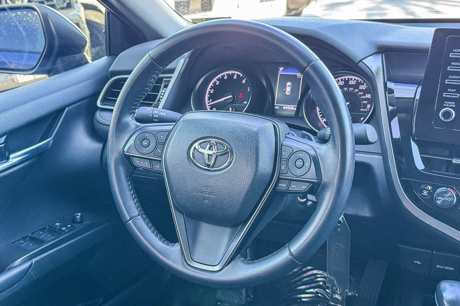 Certified 2023 Toyota Camry SE FWD image 15