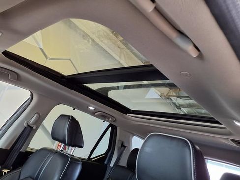Used 2024 Honda Pilot Elite image 18