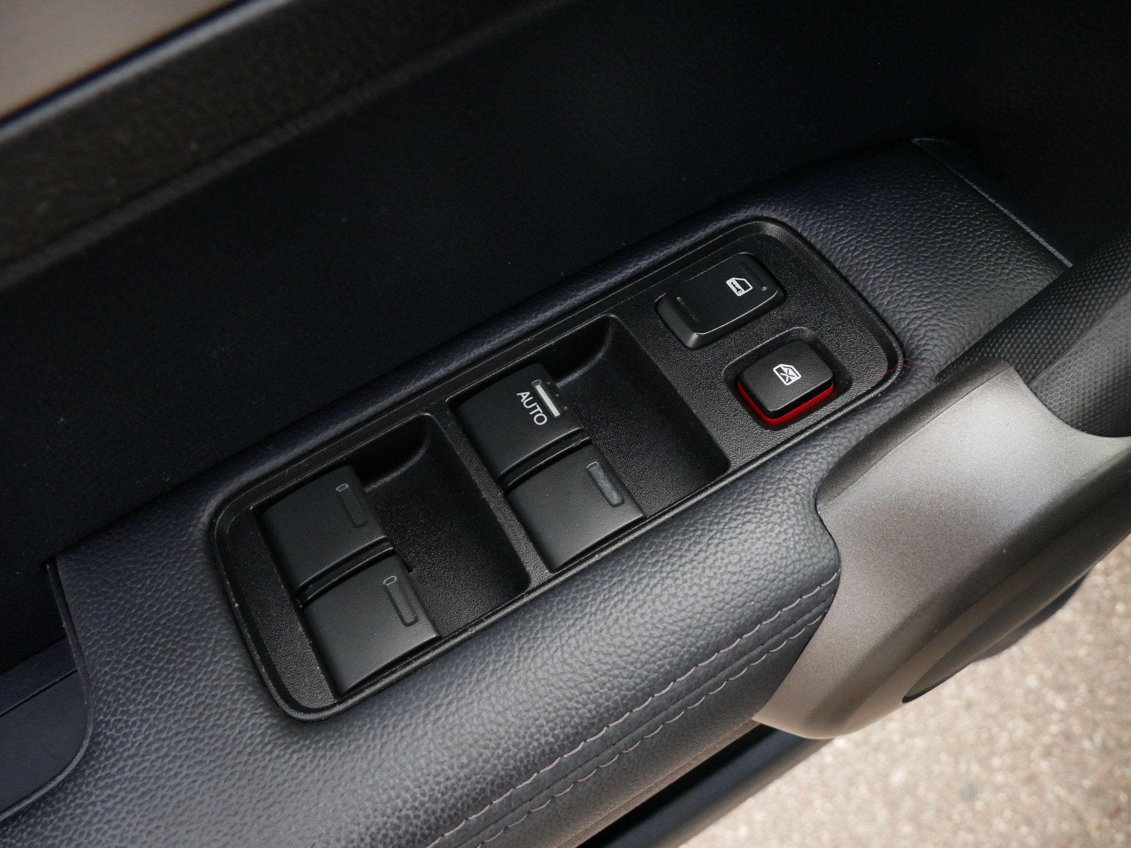 Used 2011 Honda CR-V EX-L image 19