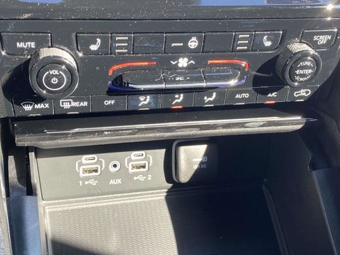 New 2025 Jeep Grand Cherokee Altitude image 7