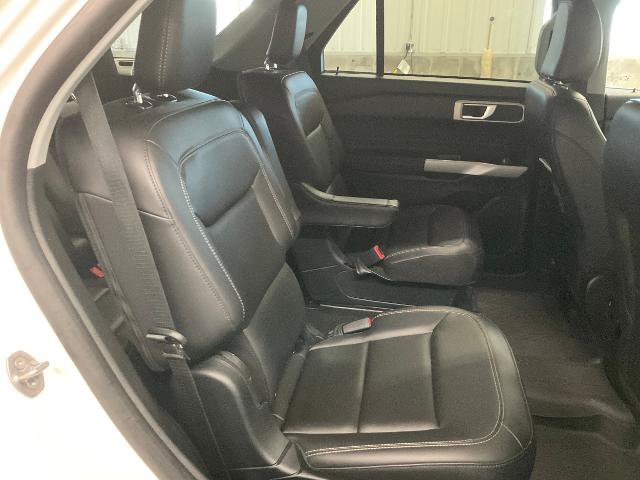 Certified 2024 Ford Explorer XLT w/ Equipment Group 202A AWD/4WD image 25