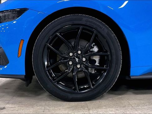 Certified 2025 Ford Mustang Premium image 9