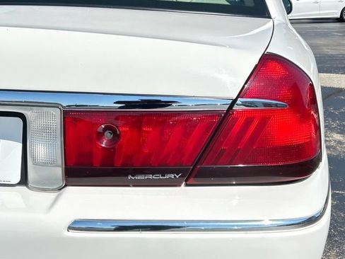Used 2001 Mercury Grand Marquis GS RWD image 5