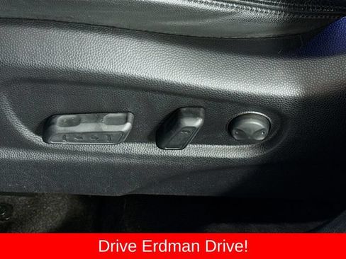 Used 2015 Kia Soul ! w/ Sun & Sound Package FWD image 12
