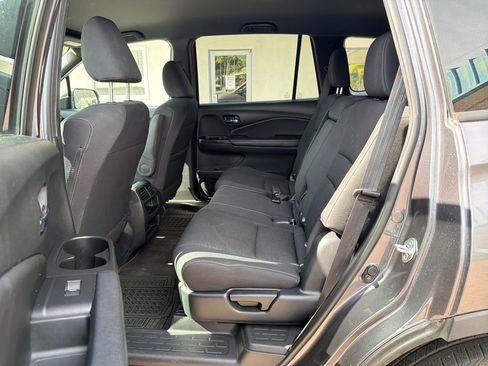 Used 2021 Honda Passport Sport image 16