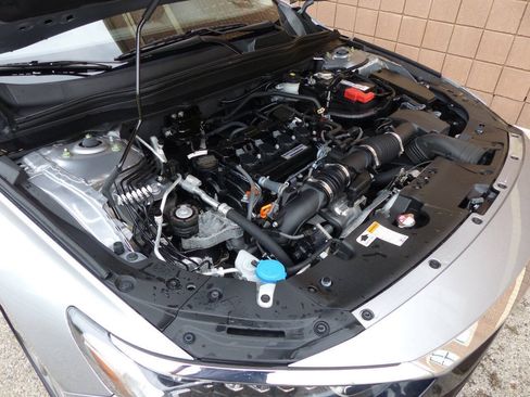 Used 2019 Honda Accord LX image 17