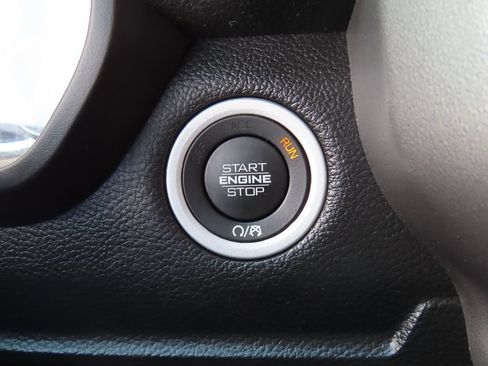 Used 2022 RAM 1500 Big Horn AWD/4WD image 9