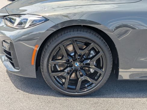 New 2026 BMW 430i xDrive xDrive w/ M Sport Package image 9