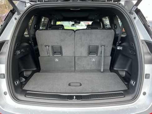 New 2025 Jeep Grand Cherokee L Limited w/ Black Appearance Package image 20