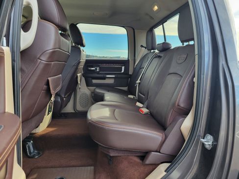 Used 2017 RAM 1500 Laramie Longhorn image 31