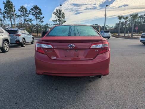 Used 2012 Toyota Camry SE image 5
