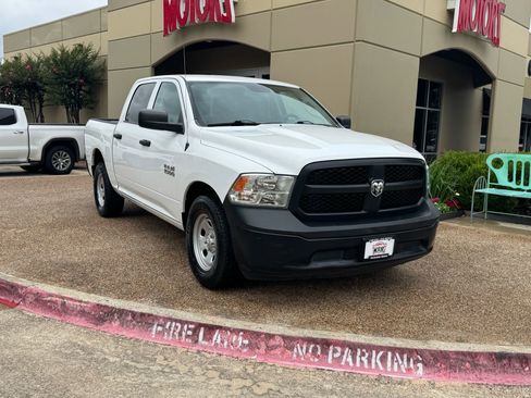 Used 2016 RAM 1500 Tradesman w/ Popular Equipment Group RWD image 5