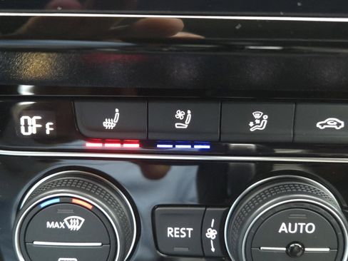 Used 2019 Volkswagen Arteon SEL Premium image 19