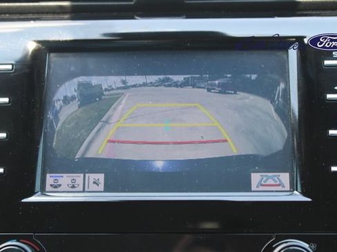 Used 2019 Toyota Camry SE w/ Convenience Package FWD image 19