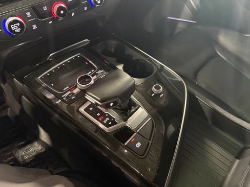 Used 2019 Audi Q7 3.0T Premium Plus AWD/4WD image 26