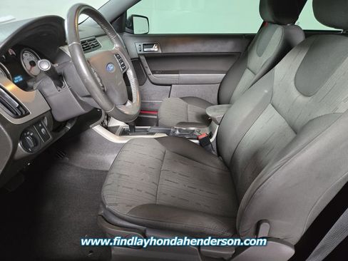 Used 2008 Ford Focus Coupe FWD image 14