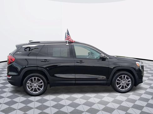 Used 2023 GMC Terrain SLT AWD/4WD image 8
