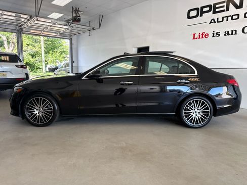 Used 2023 Mercedes-Benz C 300 4MATIC Sedan image 4