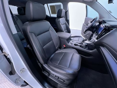 Used 2020 Chevrolet Traverse RS AWD/4WD image 37