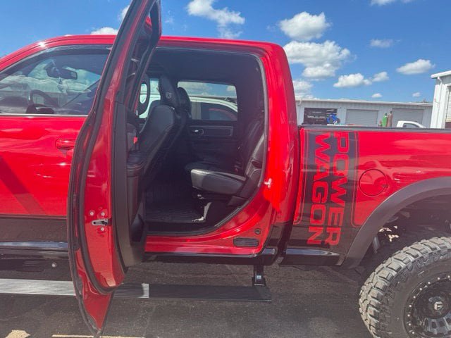 Used 2018 RAM 2500 Power Wagon w/ Leather & Luxury Group AWD/4WD image 17