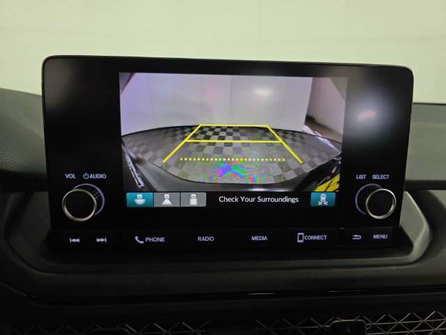 Used 2025 Honda Accord SE image 18
