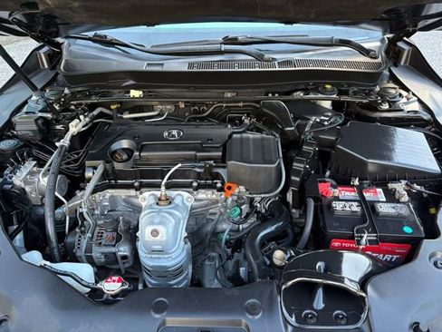 Used 2017 Acura TLX FWD image 36