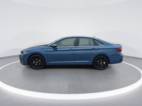 New 2026 Volkswagen Jetta SE image 6